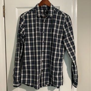 H&M Dress button up shirt. Green